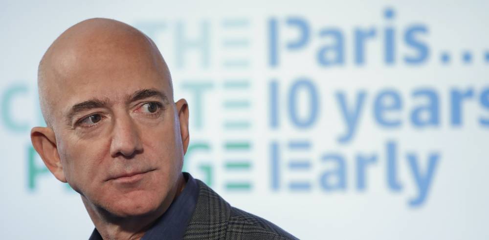 Jeff Bezos Praises Still Working Amazon Staff For Coronavirus “Vital Service”; Admits “Few” Mask Orders Fulfilled - deadline.com
