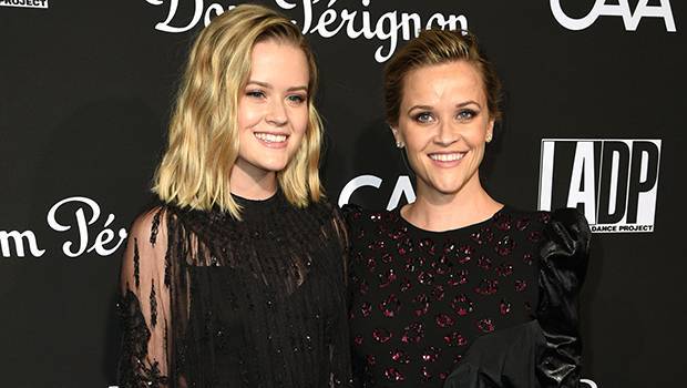 Happy 44th Birthday, Reese Witherspoon: See Her Look-Alike Pics With Daughter Ava Phillippe - hollywoodlife.com