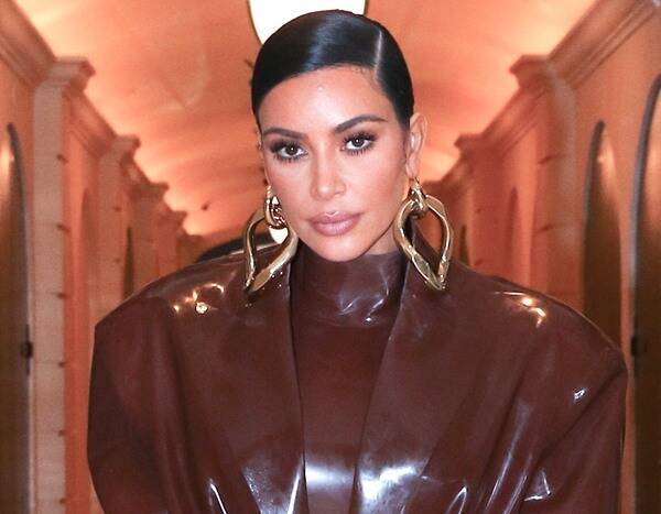 Watch Kim Kardashian Squeeze Into Her Latest Iconic Latex Look - www.eonline.com