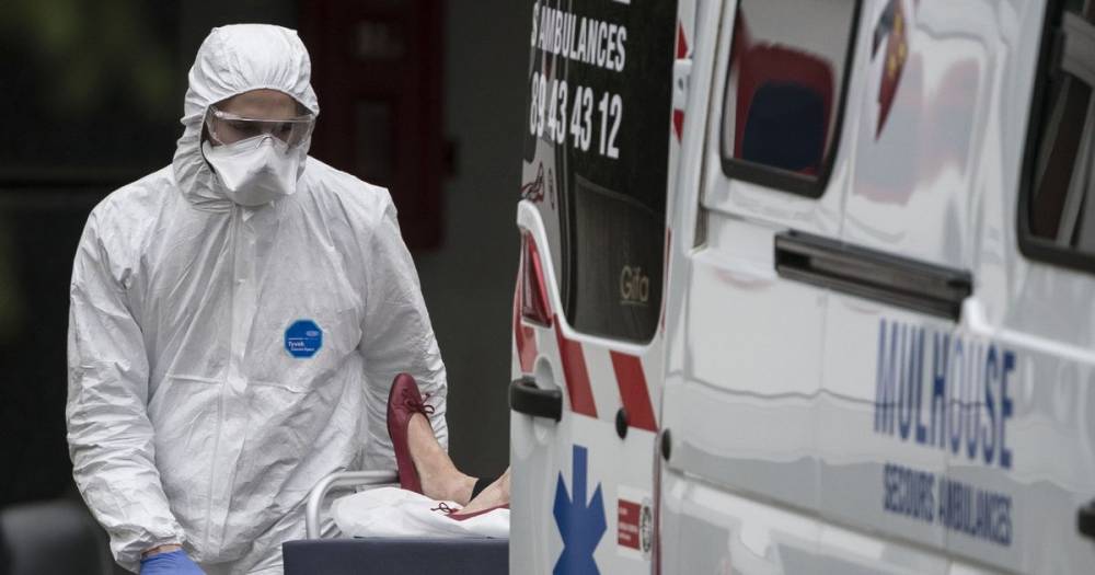 First French doctor dies from coronavirus as minister warns of medical staff's 'heavy sacrifice' - www.dailyrecord.co.uk - France