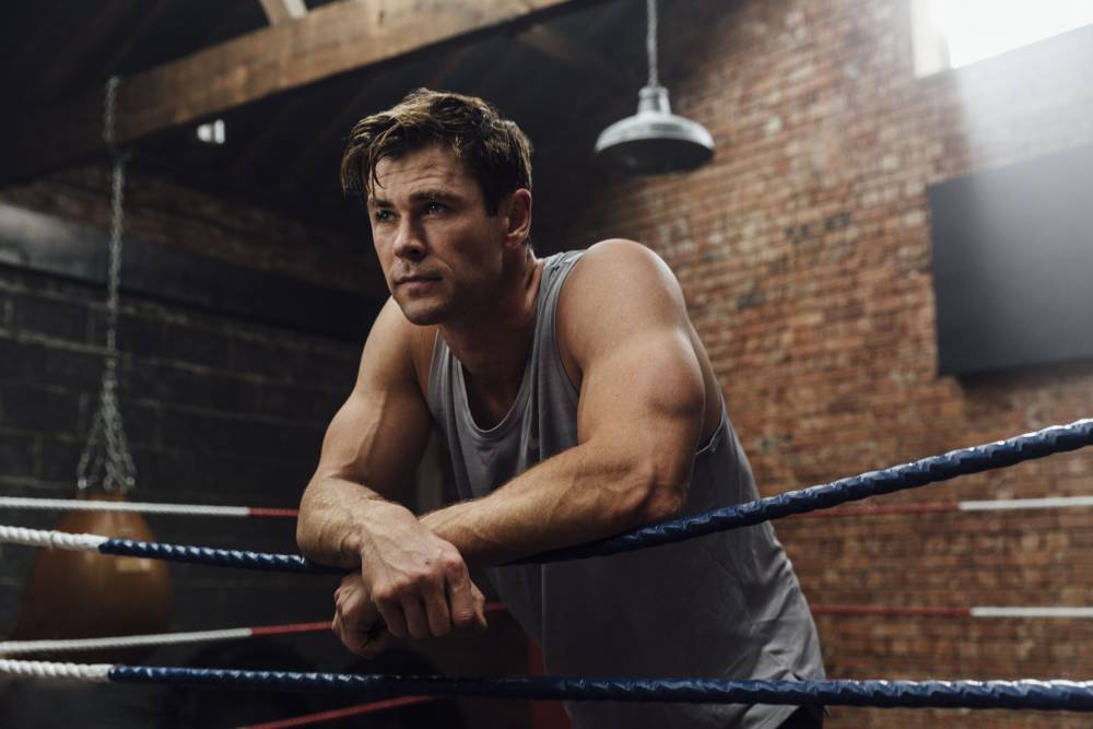 Chris Hemsworth Gives Away Six Free Weeks Of His Health And Fitness App Centr ‘During This Challenging Time’ - etcanada.com