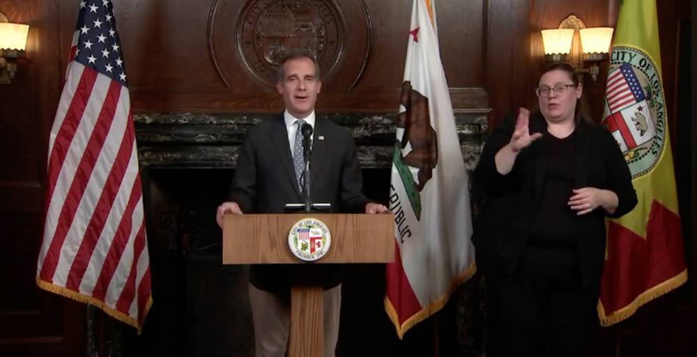 Los Angeles Mayor Eric Garcetti To Launch Testing Portal For Coronavirus; Closes Group Sports, Golf Courses And Beach Parking Lots - deadline.com - Los Angeles - Los Angeles - California