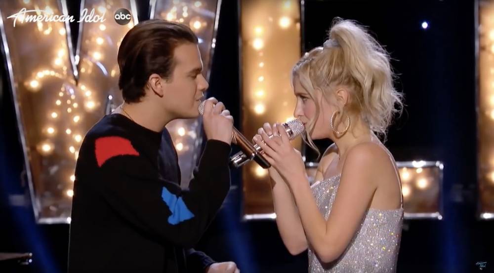 ‘American Idol’ Lovebirds Face The Pressure Of Hollywood Week Duet - etcanada.com - USA