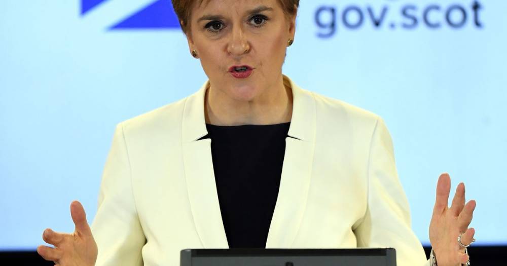 Nicola Sturgeon calls on non-essential shops, hair salons and building sites to close - www.dailyrecord.co.uk