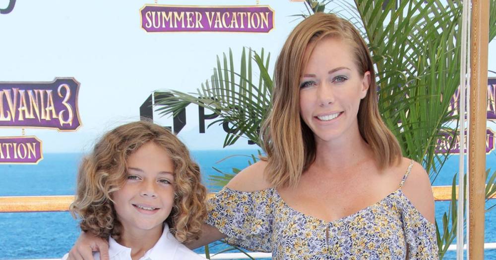 How Kendra Wilkinson Teaches Her 2 Kids to ‘Love Themselves’ - www.usmagazine.com - California