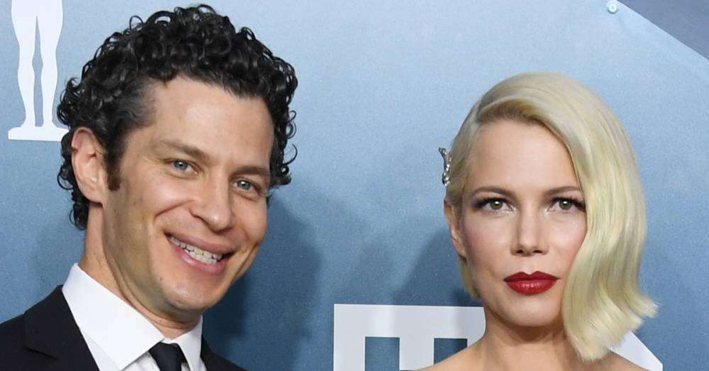 Pregnant Michelle Williams Marries Thomas Kail in Secret Wedding Ceremony (Report) - www.justjared.com