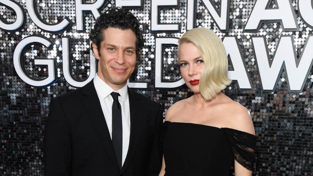 Michelle Williams Sparks Marriage Rumors With Thomas Kail After Wearing Matching Rings: Pics - www.etonline.com