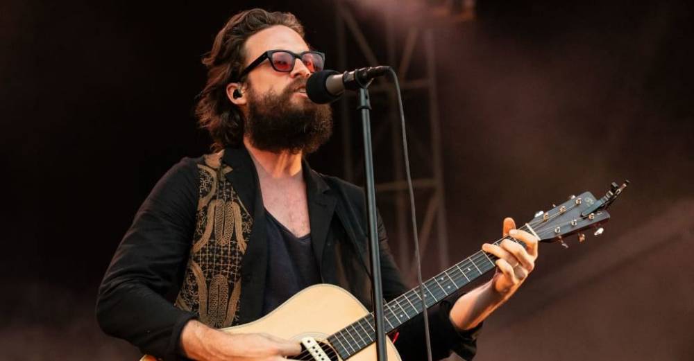 Father John Misty releases live album to benefit MusiCares COVID-19 Fund - www.thefader.com