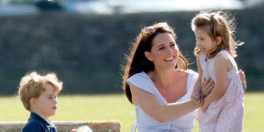 How Kate Middleton Is Celebrating UK Mother’s Day - www.elle.com - Britain - county Hall - county Norfolk - Charlotte