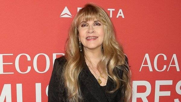 Stevie Nicks pays Harry Styles the ultimate compliment - www.breakingnews.ie