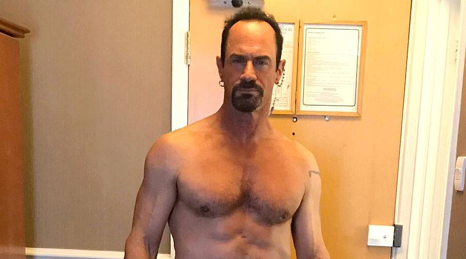 Christopher Meloni Goes Shirtless in His Kilt While in Quarantine - www.justjared.com - Hollywood