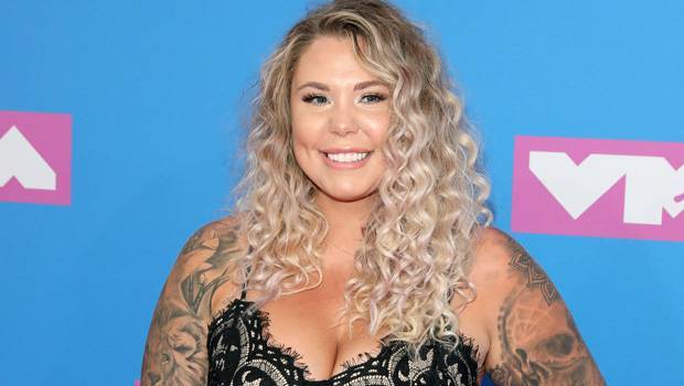 ‘Teen Mom 2’s Kailyn Lowry Shares Intimate New Baby Bump Photo — See Sexy Selfie - hollywoodlife.com
