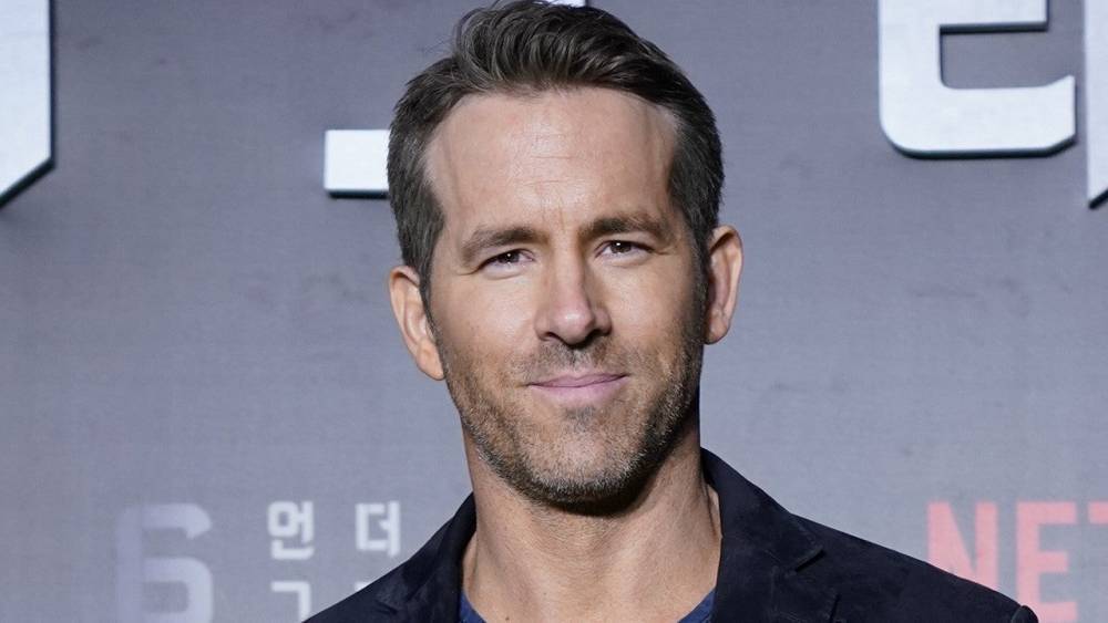 Ryan Reynolds Jokes That Celebrities Will Be the Ones to Get Us Through This Time of Crisis - www.etonline.com