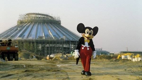 Documentary about Disney theme parks’ creators takes viewers behind the curtain - www.breakingnews.ie