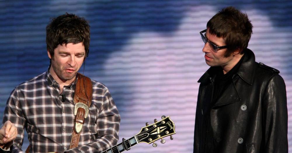 Liam Gallagher 'demands' Oasis reunion and says he'll donate all the money to the NHS - www.manchestereveningnews.co.uk - Britain