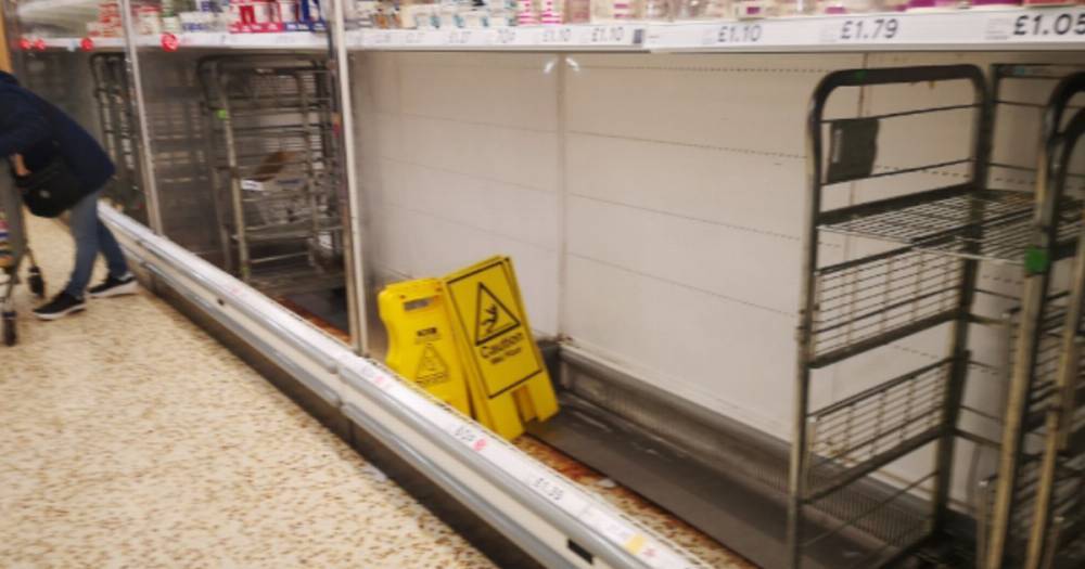 Tesco is making a big change to its milk and toilet roll stock for the coronavirus lockdown - www.manchestereveningnews.co.uk