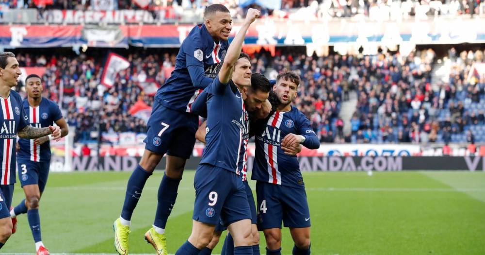 Manchester United set for four-way battle to sign Paris Saint-Germain star and more rumours - www.manchestereveningnews.co.uk - Spain - Manchester - Nigeria