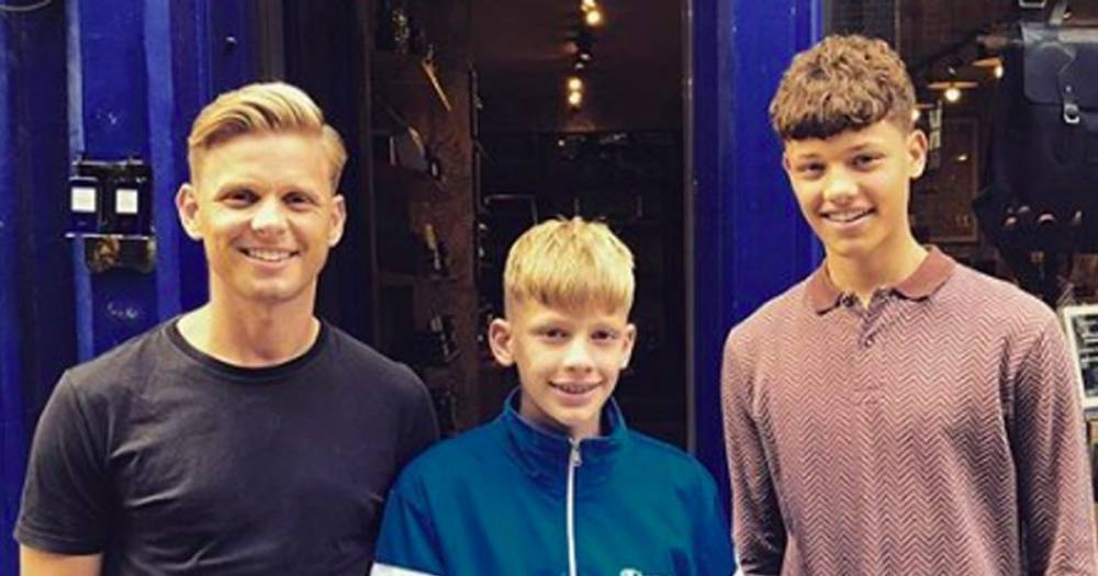 Jeff Brazier reveals he’s rationing food for sons Bobby and Freddie during coronavirus lockdown - www.ok.co.uk - Britain
