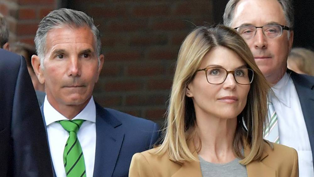 Lori Loughlin's Lawyers Urge Judge to Dismiss College Bribery Charges - www.hollywoodreporter.com