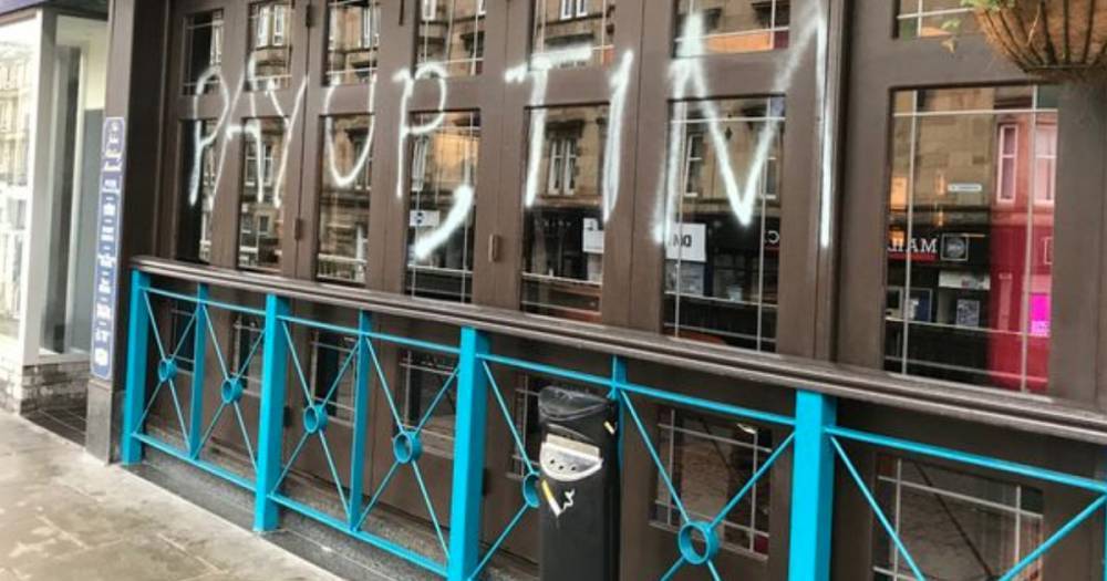Tim Martin - Glasgow Wetherspoon's plastered with 'pay your workers' graffiti after chain boss told staff 'go work at Tesco' - dailyrecord.co.uk - London