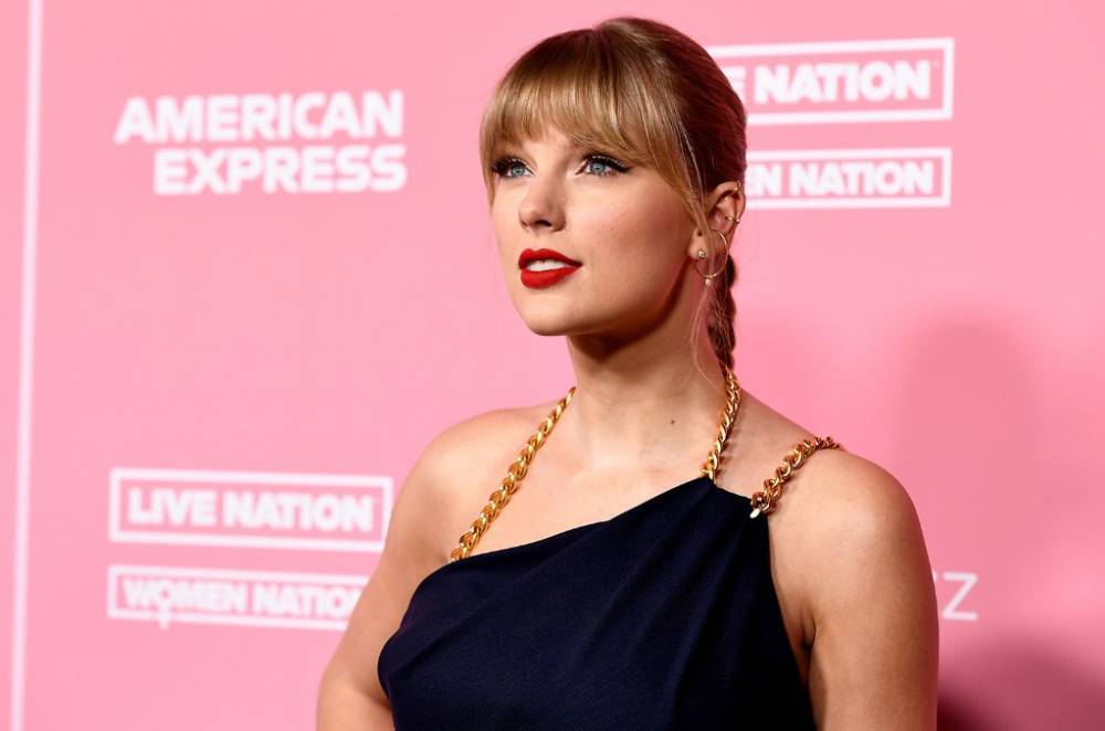 Taylor Swift Is Sending Stimulus Checks to Some Out-of-Work Fans: See Their Touched Responses - www.billboard.com - USA