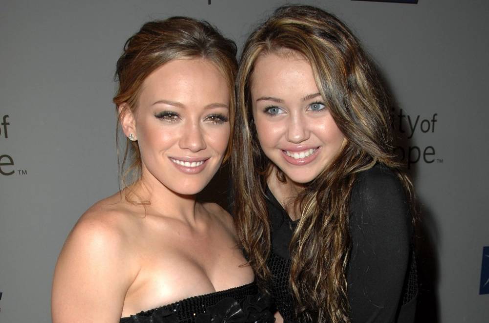 Miley Cyrus Admits to Hilary Duff That She Wanted to Be Lizzie McGuire Growing Up - www.billboard.com - Montana