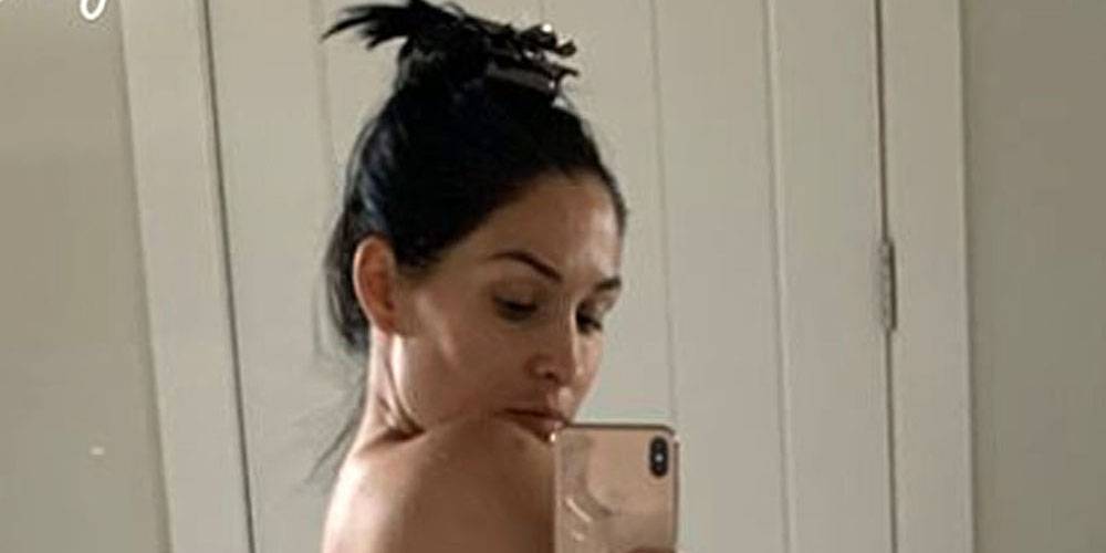 Nikki Bella Strips Down to Show Off Her Baby Bump in a Mirror Selfie - See the Pic! - www.justjared.com