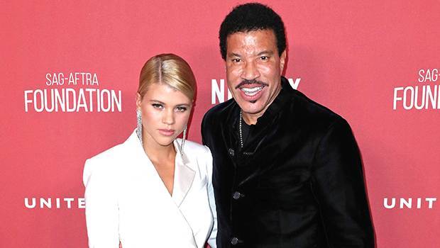 Sofia Richie Posts Throwback Pic With Dad Lionel While Admitting That She’s ‘Missing’ Her Family - hollywoodlife.com