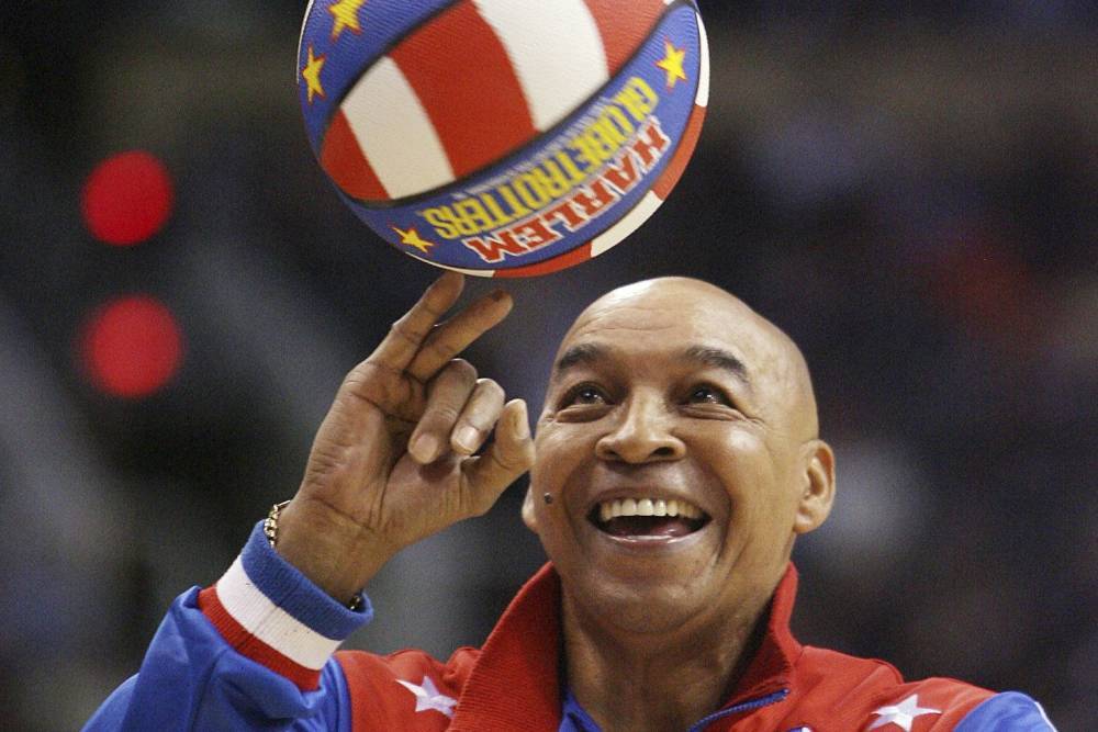 Harlem Globetrotters Great Curly Neal Dies At 77 - etcanada.com - Houston