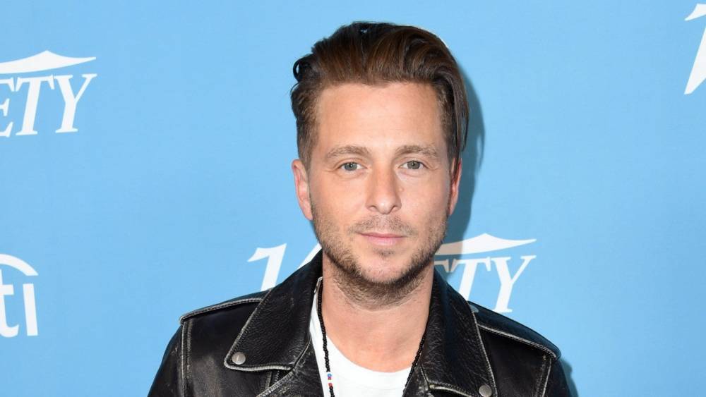 Ryan Tedder Tells Miley Cyrus Two People Close to Him Tested Positive for Coronavirus - www.etonline.com - Italy