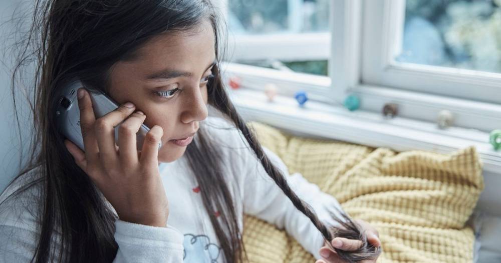 There has been more than 900 calls to Childline from children over coronavirus worries since schools closed - www.manchestereveningnews.co.uk - Britain - Manchester