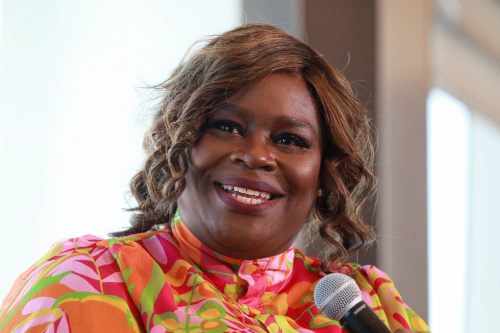 Retta To Present Twitter “Watch Party” For Universal’s ‘The Invisible Man’ This Weekend - deadline.com