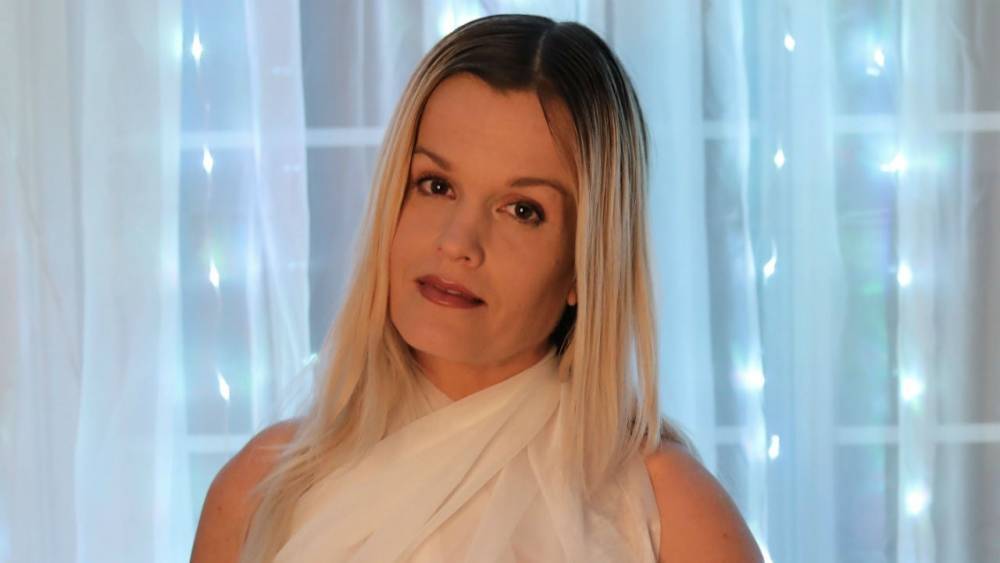 'Little Women: LA' Star Terra Jolé Gives Birth to Baby Girl: See the Pic! - www.etonline.com