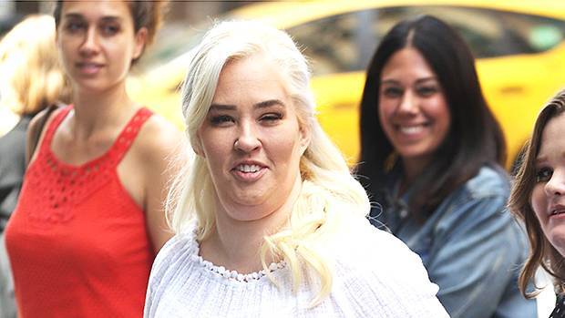 Mama June Smiles Reveals Missing Front Tooth During Trip To The Market Amidst Quarantine - hollywoodlife.com