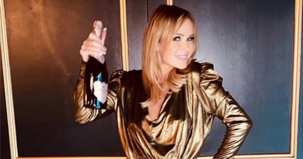 Amanda Holden looks glam for boozy online 'girls night in' with Lisa Faulkner, Angela Griffin and Sarah Parish - www.ok.co.uk - Britain