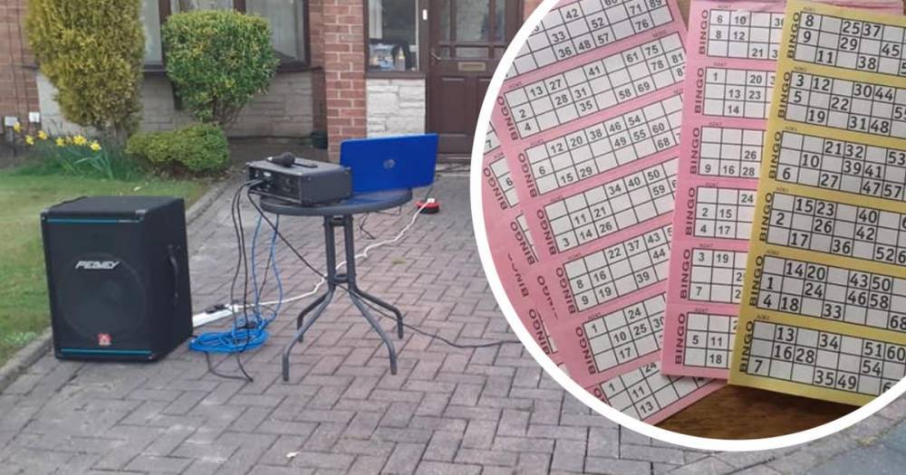 Bolton man hosts 'isolation' bingo game from his driveway with toilet rolls and pot noodles as jackpot prizes - www.manchestereveningnews.co.uk