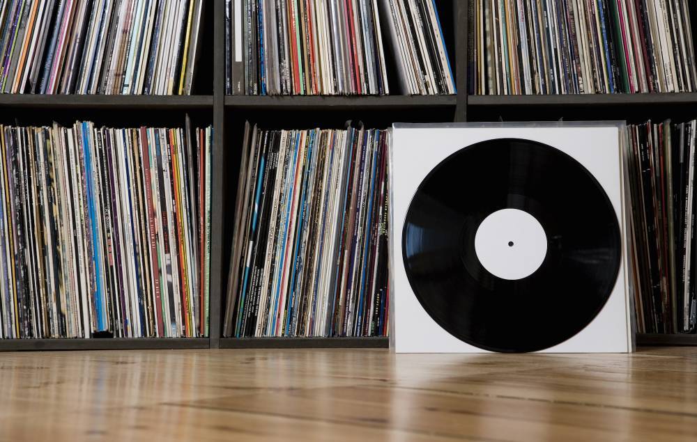 Album sales at their lowest for 60 years due to coronavirus pandemic - www.nme.com - USA