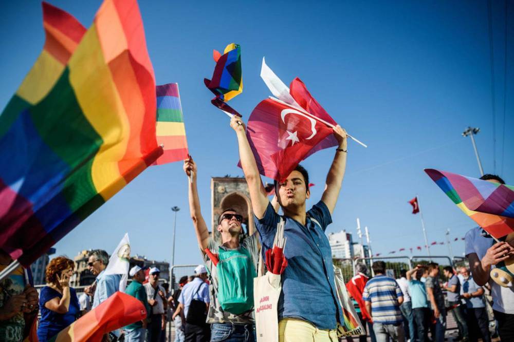 COURT OVERTURNS BANS ON PRIDE EVENTS IN TURKEY - www.starobserver.com.au - Turkey