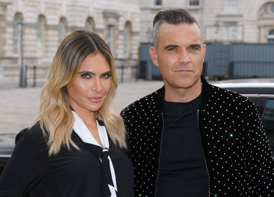 Robbie Williams reunites with his children after three week quarantine - evoke.ie - Australia