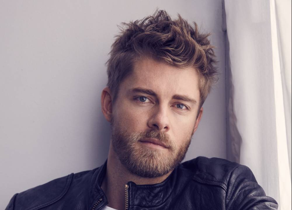 ‘The Republic Of Sarah’: Luke Mitchell To Star In CW Drama Pilot - deadline.com - Indiana - county Baker - county Republic