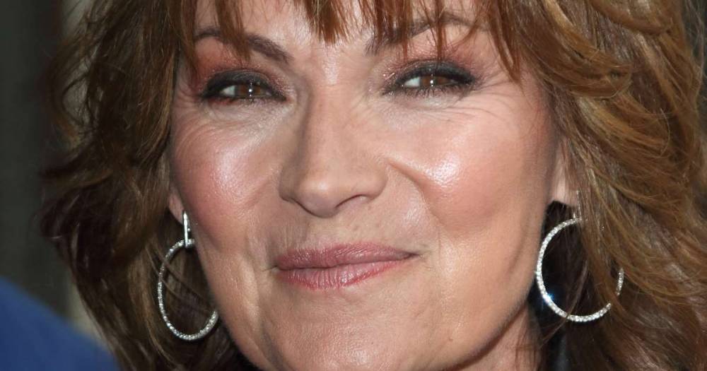 Lorraine Kelly reveals daughter Rosie has self-isolated after falling ill in Singapore - www.msn.com - Singapore - city Singapore