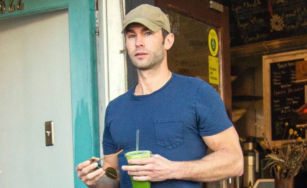 Chace Crawford Looks So Fit While Wearing a Tight Tee (Photos) - www.justjared.com - Los Angeles