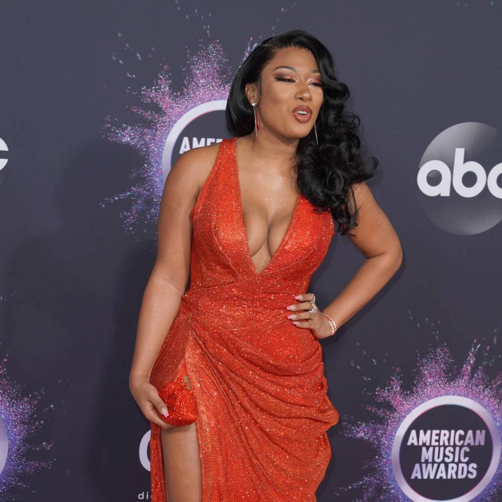 Megan Thee Stallion wins restraining order against record label bosses - www.peoplemagazine.co.za - Texas - county Harris