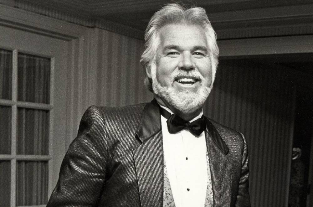 Kenny Rogers Is No. 1 on the Top Country Albums Chart for the First Time Since 1986 - www.billboard.com - Nashville