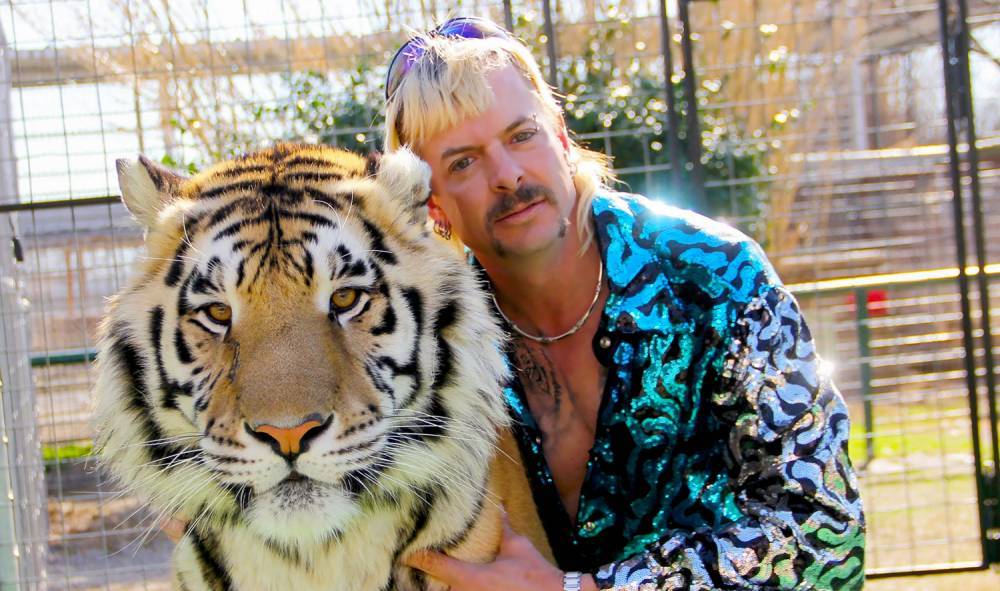 Joe Exotic Doesn't Sing His Own Songs - Here's Who the Real Singer Is! - www.justjared.com