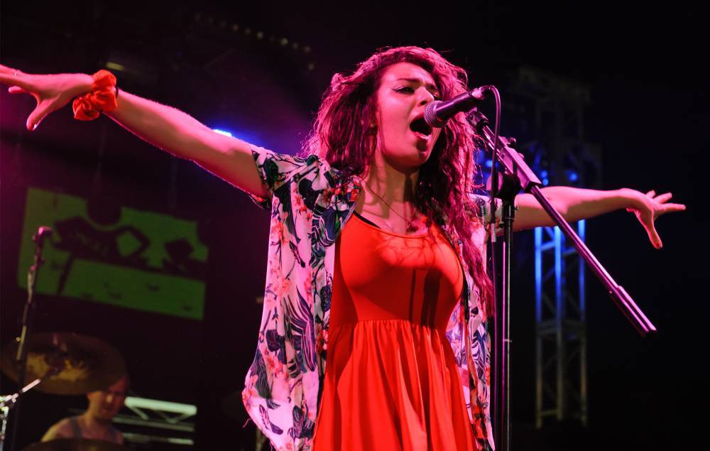 Charli XCX reveals coronavirus interrupted plans for special ‘True Romance’ show - www.nme.com