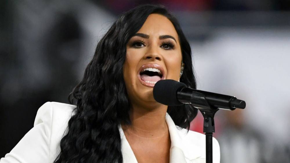 Demi Lovato Sings a Moving Rendition of ‘Skyscraper’ in Living Room Concert - www.etonline.com