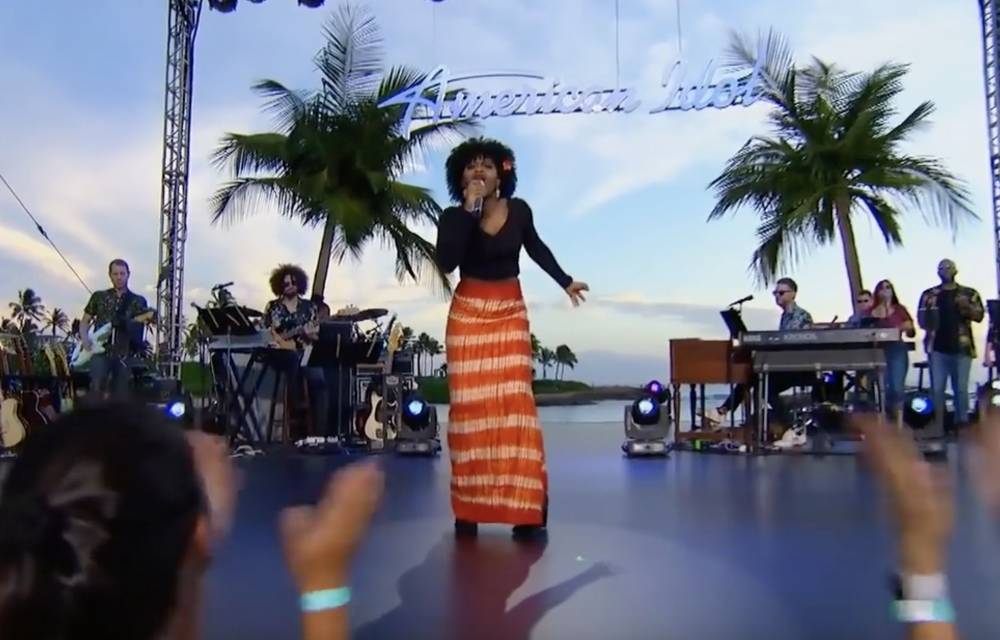 ‘American Idol’ Contestant Just Sam Shocks Judges With Selena Performance - etcanada.com - New York - USA - Hawaii