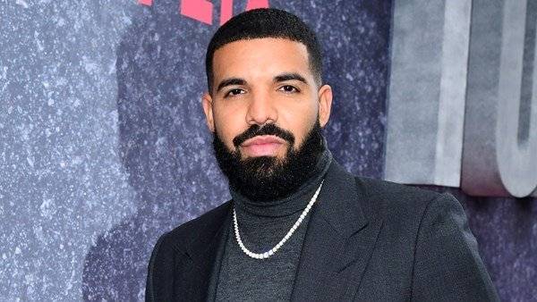 Drake shares first photos of son Adonis with emotional tribute - www.breakingnews.ie