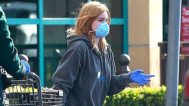 Ariel Winter Rocks Protective Face Gear Gloves As She Hits The Store For Supplies During Quarantine - hollywoodlife.com - Los Angeles
